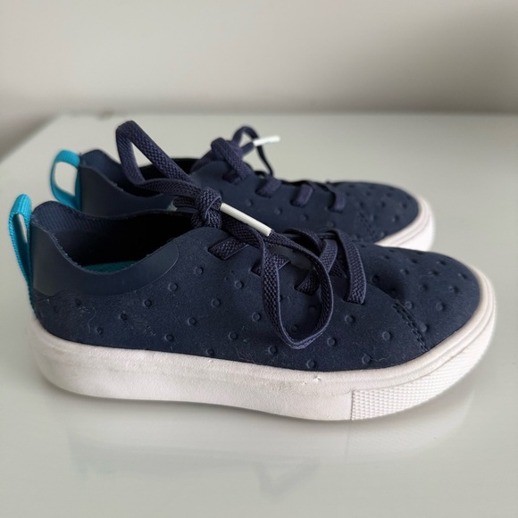 Native Monaco Low Slip On Boys Shoes Blue Size 9 - Picture 3 of 12